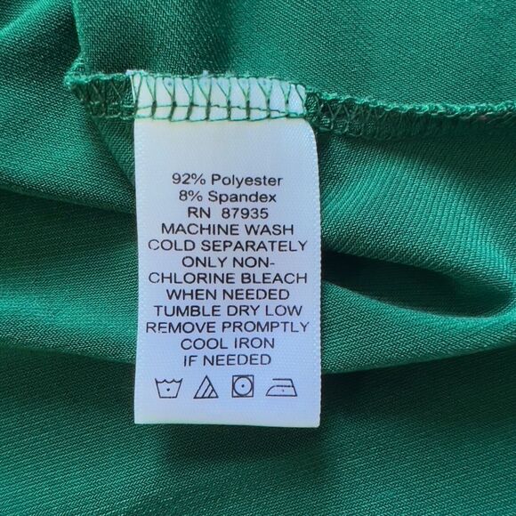 Susan Graver Top Size 3X Green Liquid Knit Tiered 3/4 Sleeve - Picture 6 of 7